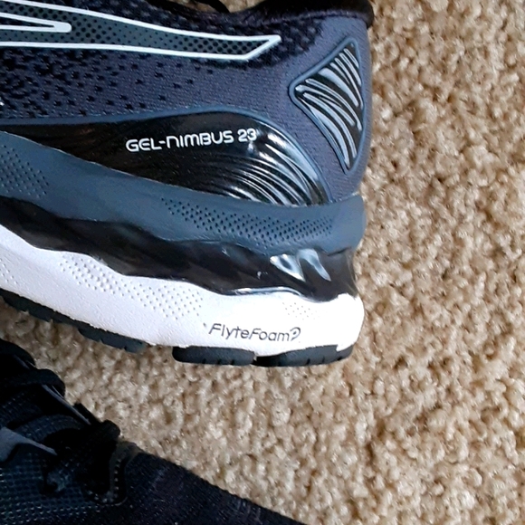 Woman's Asics Gel Nimbus 23 Running shoes - Picture 3 of 6